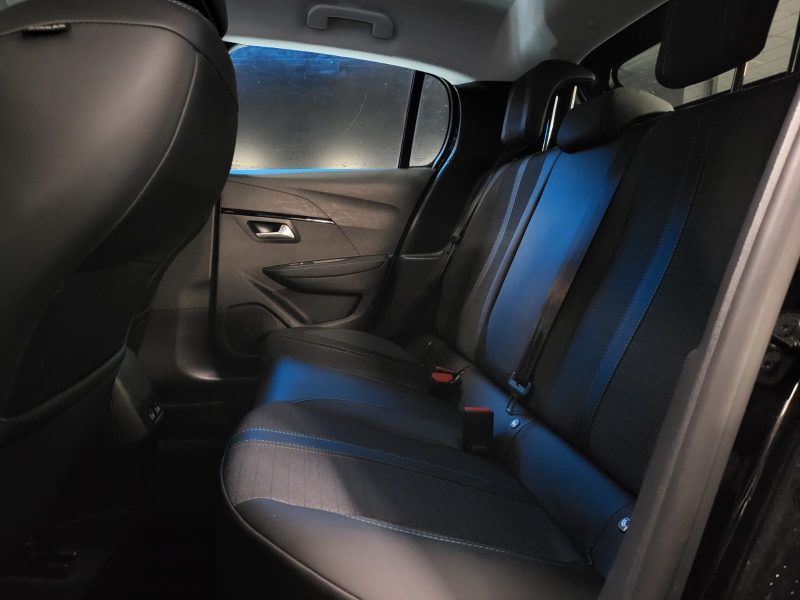 PEUGEOT 208 1.2 100cv /CARPLAY /CAMERA + 360 / VITRUAL COCKPIT 