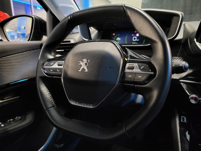 PEUGEOT 208 1.2 100cv /CARPLAY /CAMERA + 360 / VITRUAL COCKPIT 