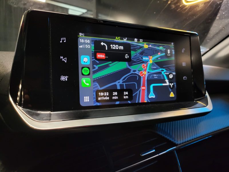 PEUGEOT 208 1.2 100cv /CARPLAY /CAMERA + 360 / VITRUAL COCKPIT 