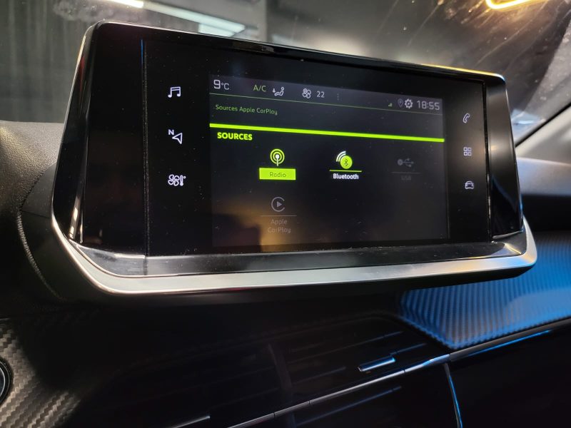 PEUGEOT 208 1.2 100cv /CARPLAY /CAMERA + 360 / VITRUAL COCKPIT 