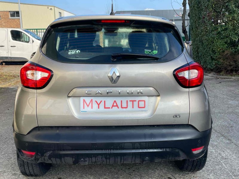 RENAULT CAPTUR BUSINESS