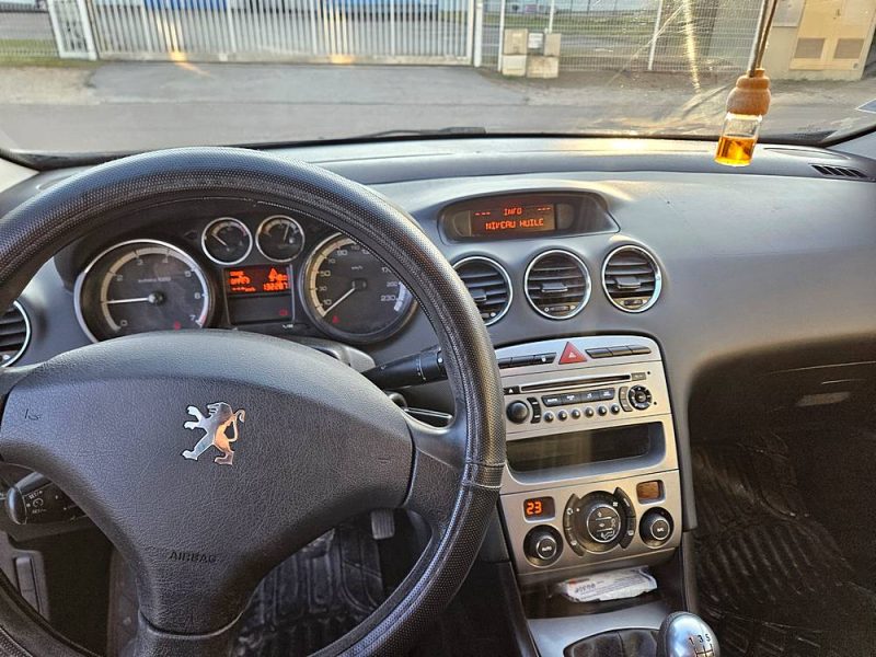 PEUGEOT 308 2008
