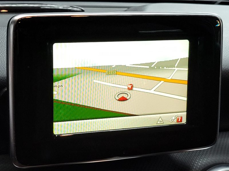 MERCEDES-BENZ CLASSE A 180 122cv Sensation Boîte Auto 7G-DCT