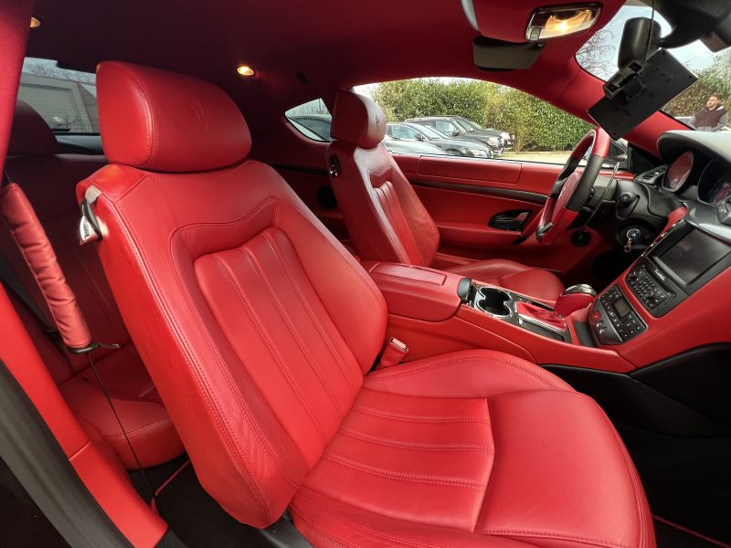 MASERATI GRANTURISMO 