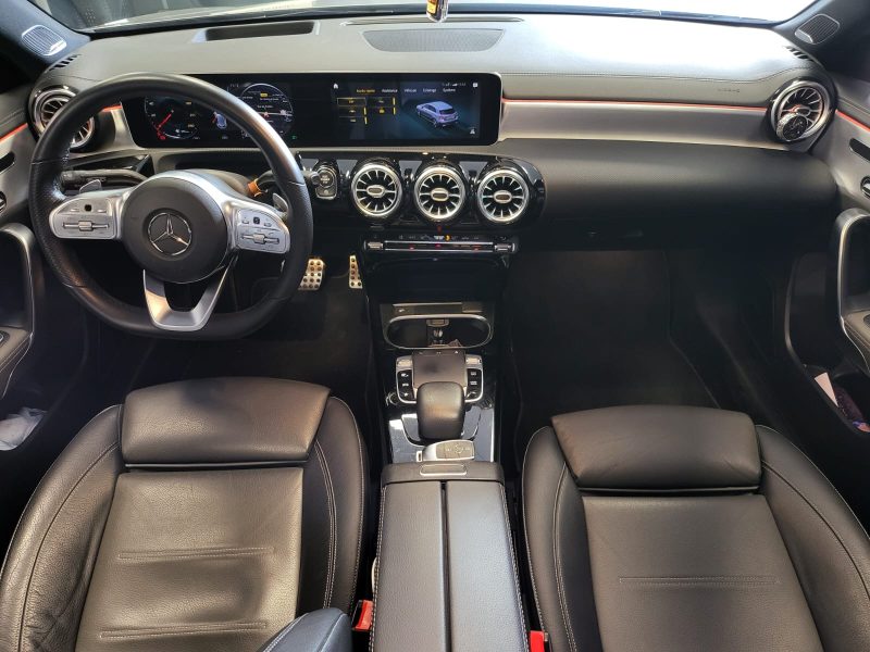 MERCEDES CLASSE A 220 4 MATIC AMG LINE /TOIT OUVRANT+TETE HAUTE+BURMASTER+360°/