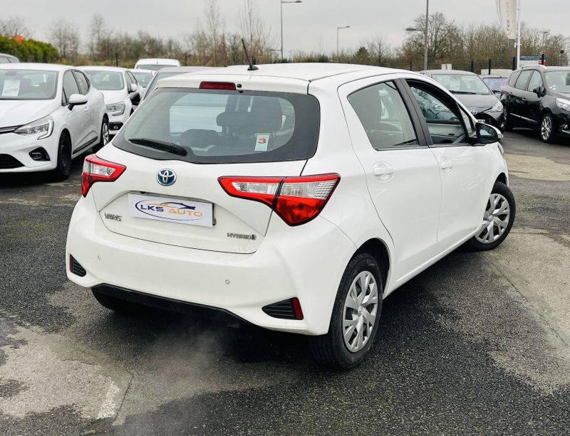 TOYOTA YARIS HYBRID FRANCE BUSINESS 1.5 100H