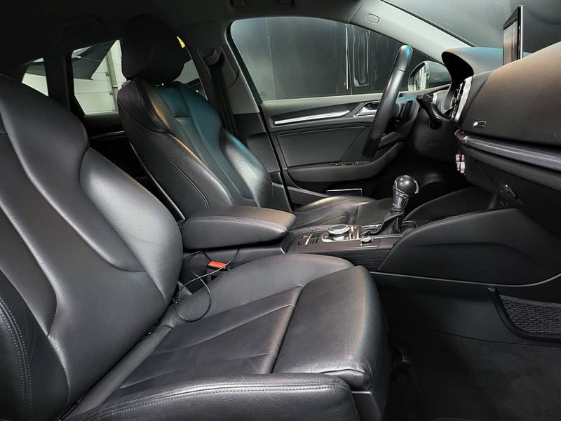 AUDI A3 SPORTBACK 2.0 TDI 150cv Design Luxe Boîte Auto S-Tronic7