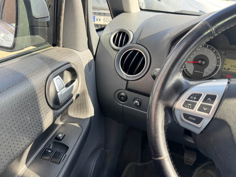 MITSUBISHI COLT 1.1i 75CH