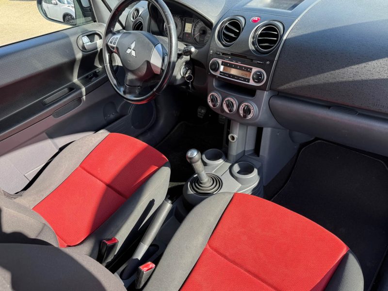 MITSUBISHI COLT 1.1i 75CH