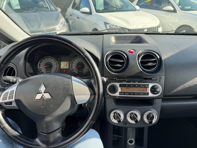 MITSUBISHI COLT 1.1i 75CH