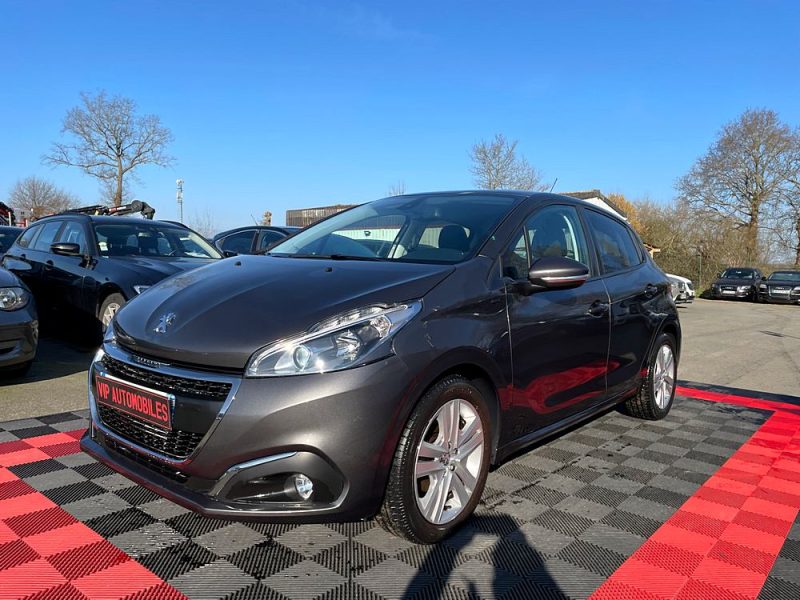 PEUGEOT 208 2018