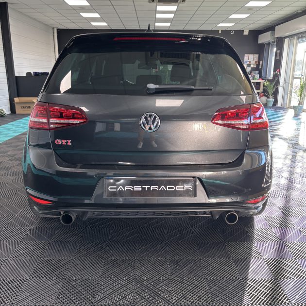 VOLKSWAGEN GOLF 2.0 TSI 230 cv GTI Performance Garantie 12 mois