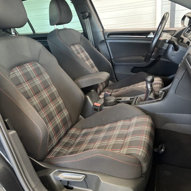 VOLKSWAGEN GOLF 2.0 TSI 230 cv GTI Performance Garantie 12 mois