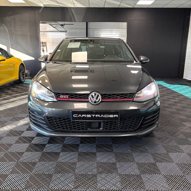 VOLKSWAGEN GOLF 2.0 TSI 230 cv GTI Performance Garantie 12 mois