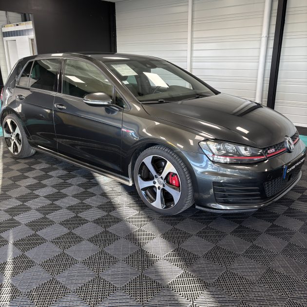 VOLKSWAGEN GOLF 2.0 TSI 230 cv GTI Performance Garantie 12 mois