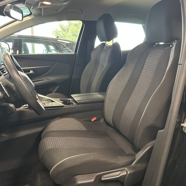 PEUGEOT 3008 1.5 BLUEHDI 130 cv Active Business Garantie 12 mois