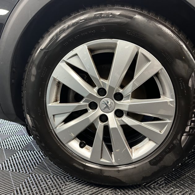 PEUGEOT 3008 1.5 BLUEHDI 130 cv Active Business Garantie 12 mois