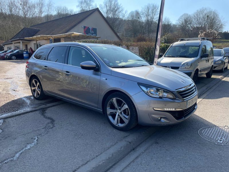 PEUGEOT 308 SW  1.2i 130CV
