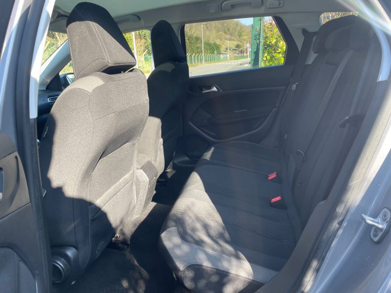 PEUGEOT 308 SW  1.2i 130CV