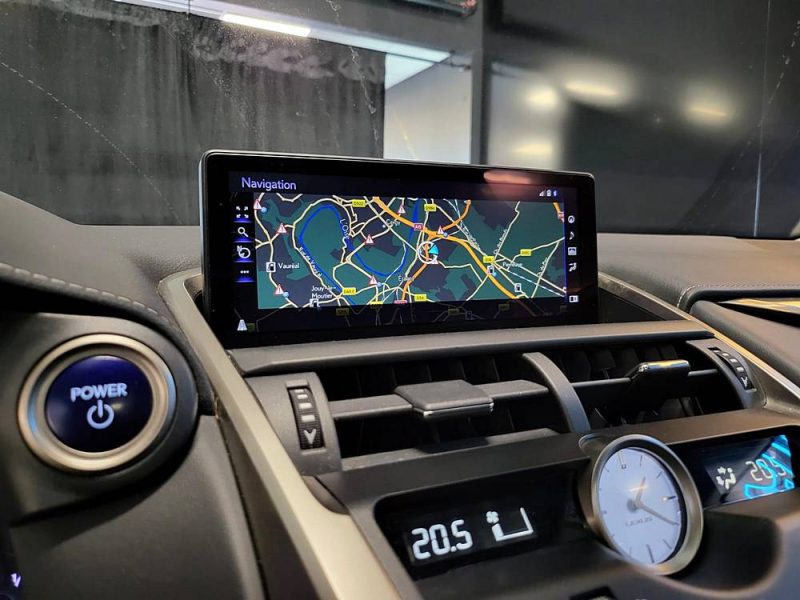 LEXUS NX 300H 2.5 VVT-i 197cv LUXE / SUIVI COMPLET LEXUS / 2EME MAIN / CAMERA DE RECUL / SIEGES ELEC