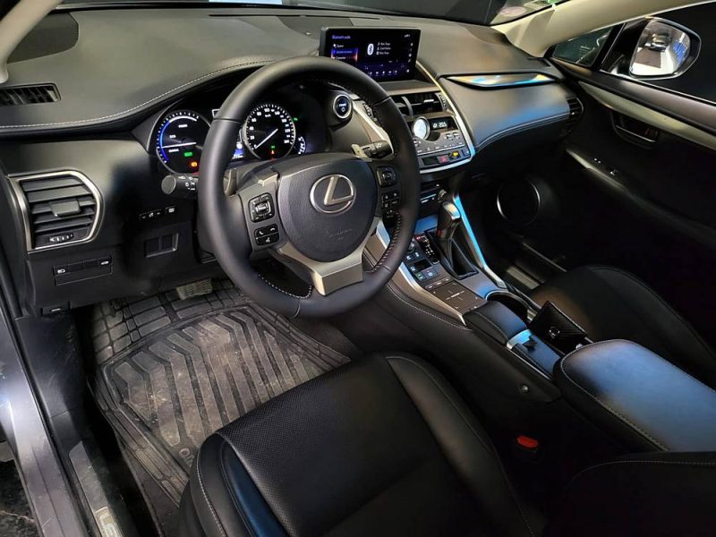 LEXUS NX 300H 2.5 VVT-i 197cv LUXE / SUIVI COMPLET LEXUS / 2EME MAIN / CAMERA DE RECUL / SIEGES ELEC