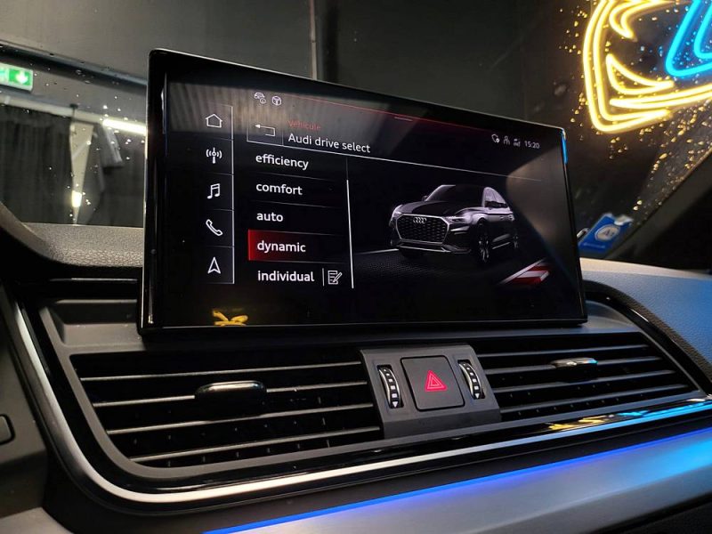 AUDI Q5 SPORTBACK 2.0 35-TDI Mild Hybrid S-Line / TOIT OUVRANT + MATRIX LED + ENTRETIEN AUDI /