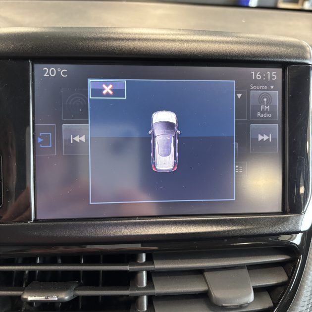 PEUGEOT 2008 1.6 BlueHDi 120 CV ALLURE Garantie 12 mois