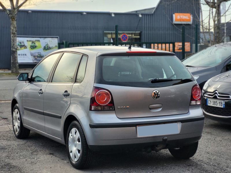 VOLKSWAGEN POLO IV 2009