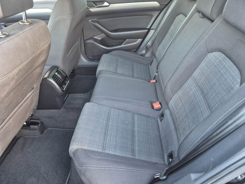 VOLKSWAGEN PASSAT SW 2020