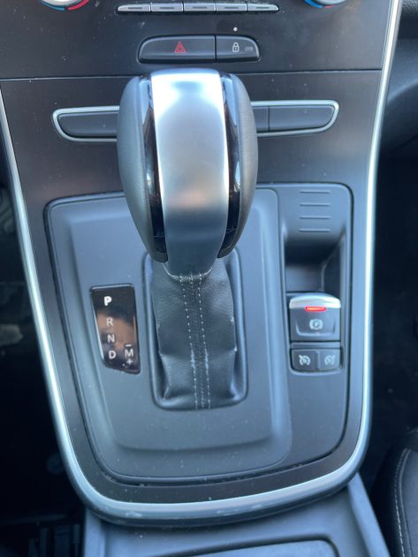 RENAULT Scenic  1.5 dCi EDC7 110 cv Boîte auto