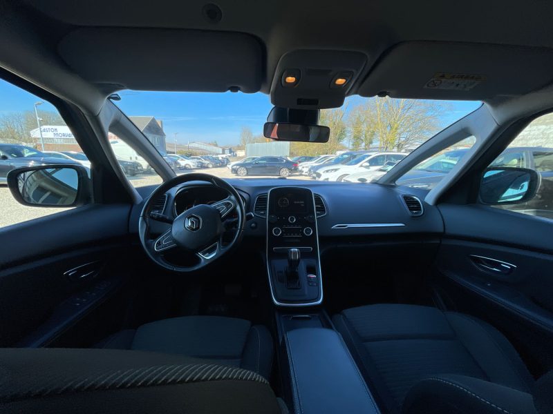 RENAULT Scenic  1.5 dCi EDC7 110 cv Boîte auto