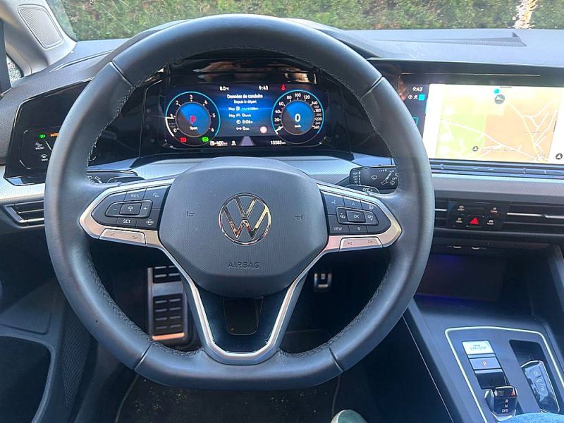 VOLKSWAGEN GOLF VIII 8 