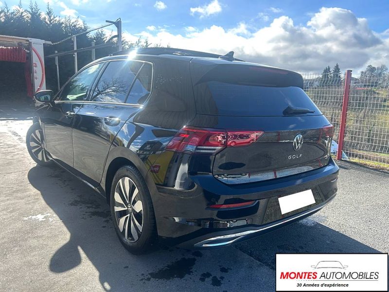 VOLKSWAGEN GOLF VIII 8 