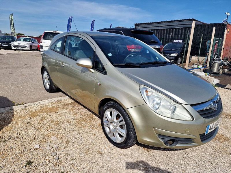 OPEL CORSA D 2009