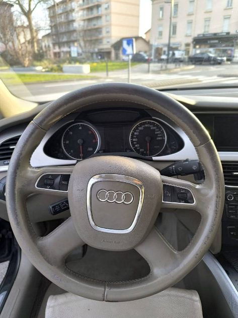 AUDI A4 2.0l TDI 136CV (Crit'AIR 2)