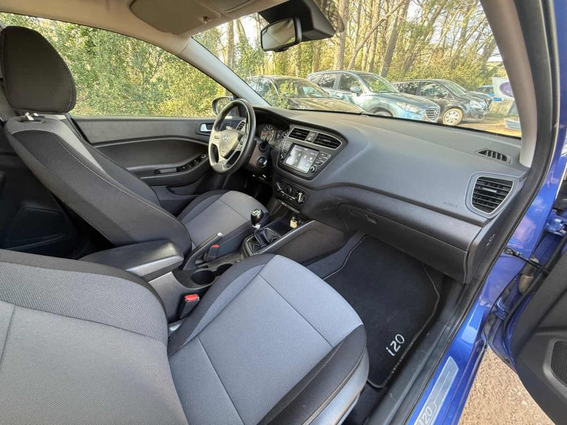 HYUNDAI i20 II 1.2I 84 EDITION MONDIAL 