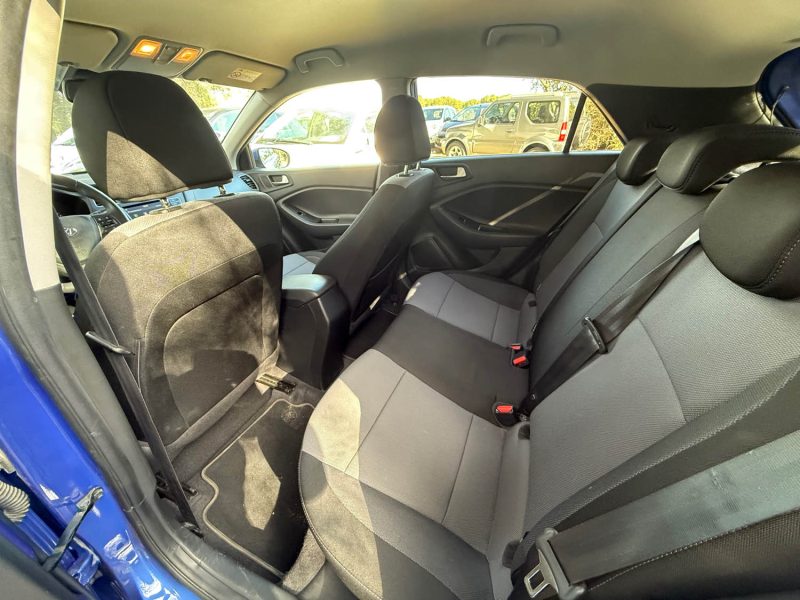 HYUNDAI i20 II 1.2I 84 EDITION MONDIAL 