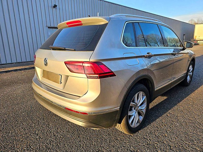 VOLKSWAGEN TIGUAN 2017