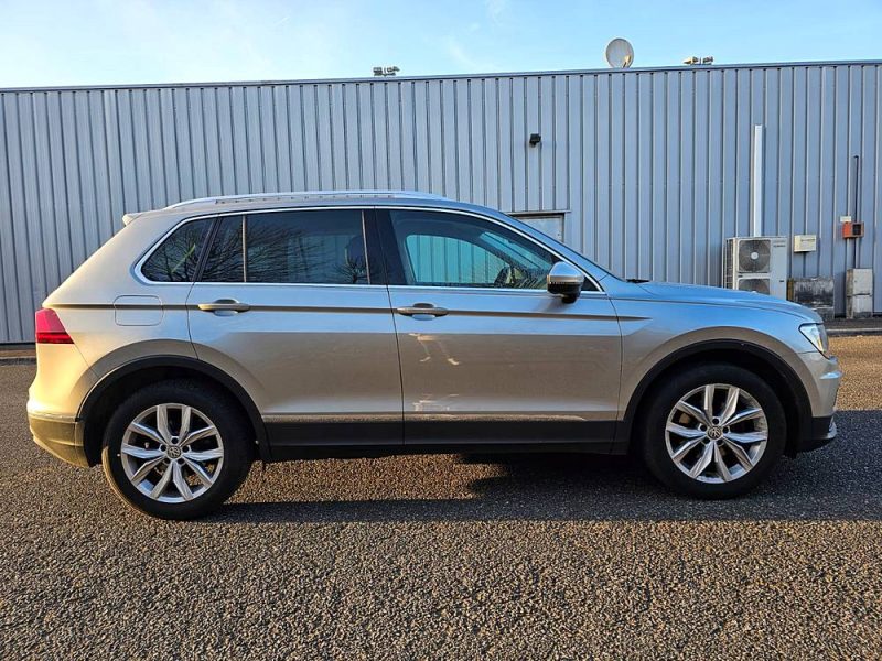 VOLKSWAGEN TIGUAN 2017