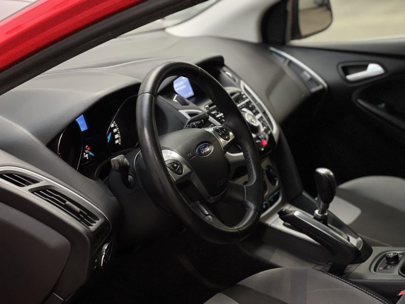 FORD FOCUS  1,6 EcoBoost 150CH ST LINE