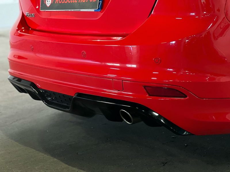 FORD FOCUS  1,6 EcoBoost 150CH ST LINE