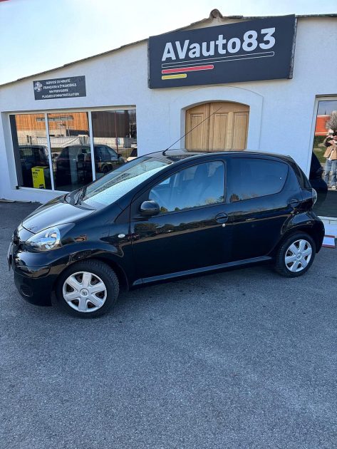 Toyota Aygo Connect 1.0 VVTI 68CV / Moteur à Chaine / CT OK Révisée