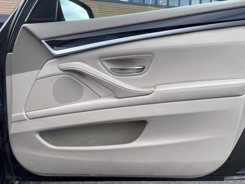 BMW F11 TOURING 520D 184 LUXE MOTEUR NEUF 