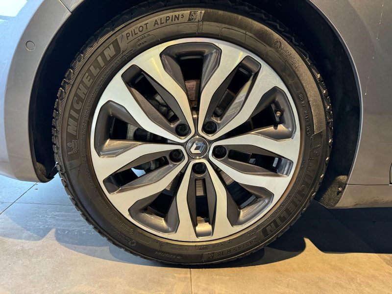 RENAULT TALISMAN ESTATE  2017