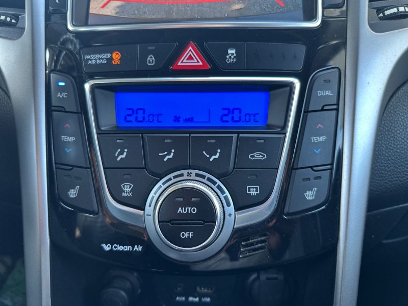 HYUNDAI I 30 2013