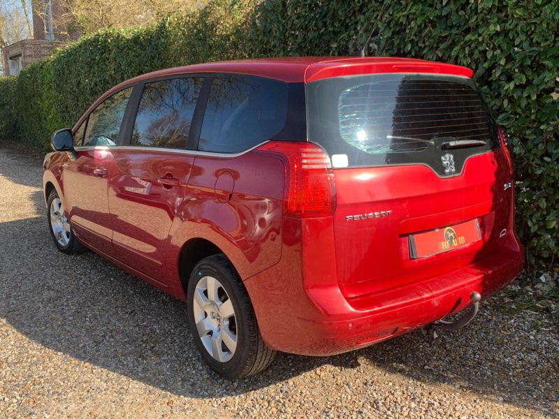 PEUGEOT 5008 2010 1.6 HDI