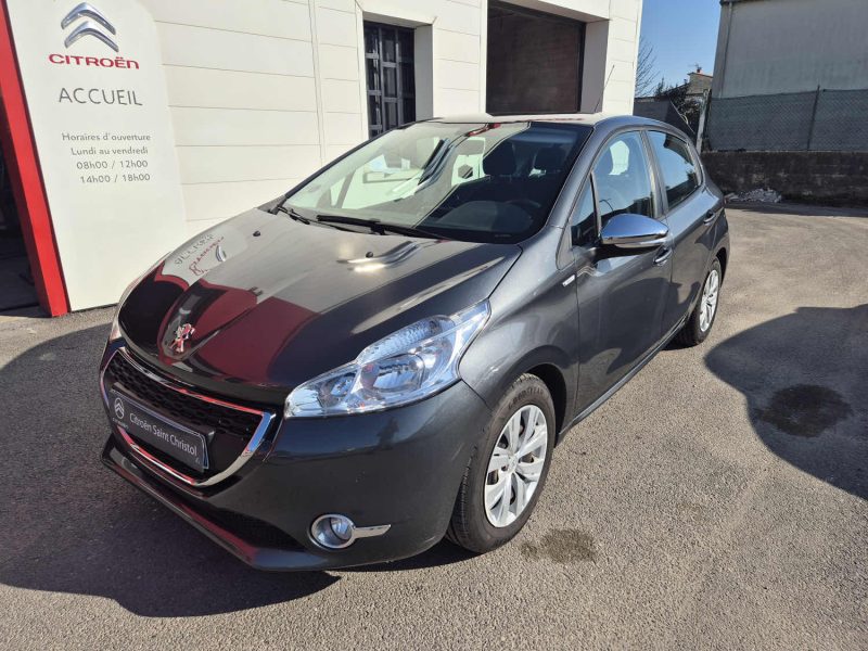 PEUGEOT 208 2013