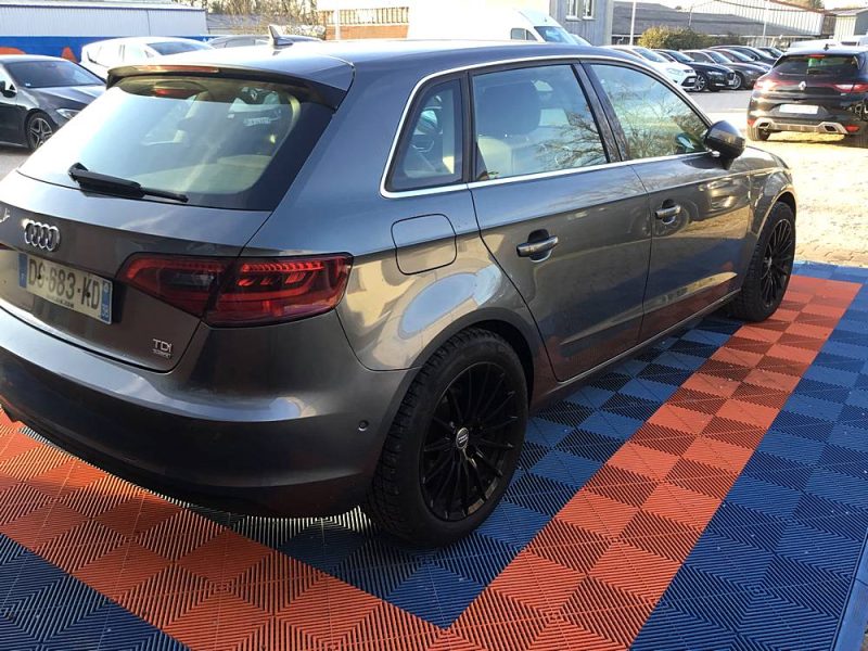 AUDI A3 SPORTBACK 2014