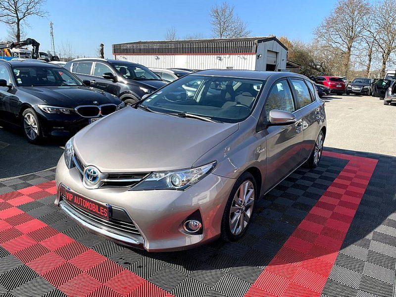 TOYOTA AURIS 2013