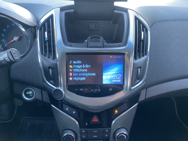 CHEVROLET CRUZE 2012